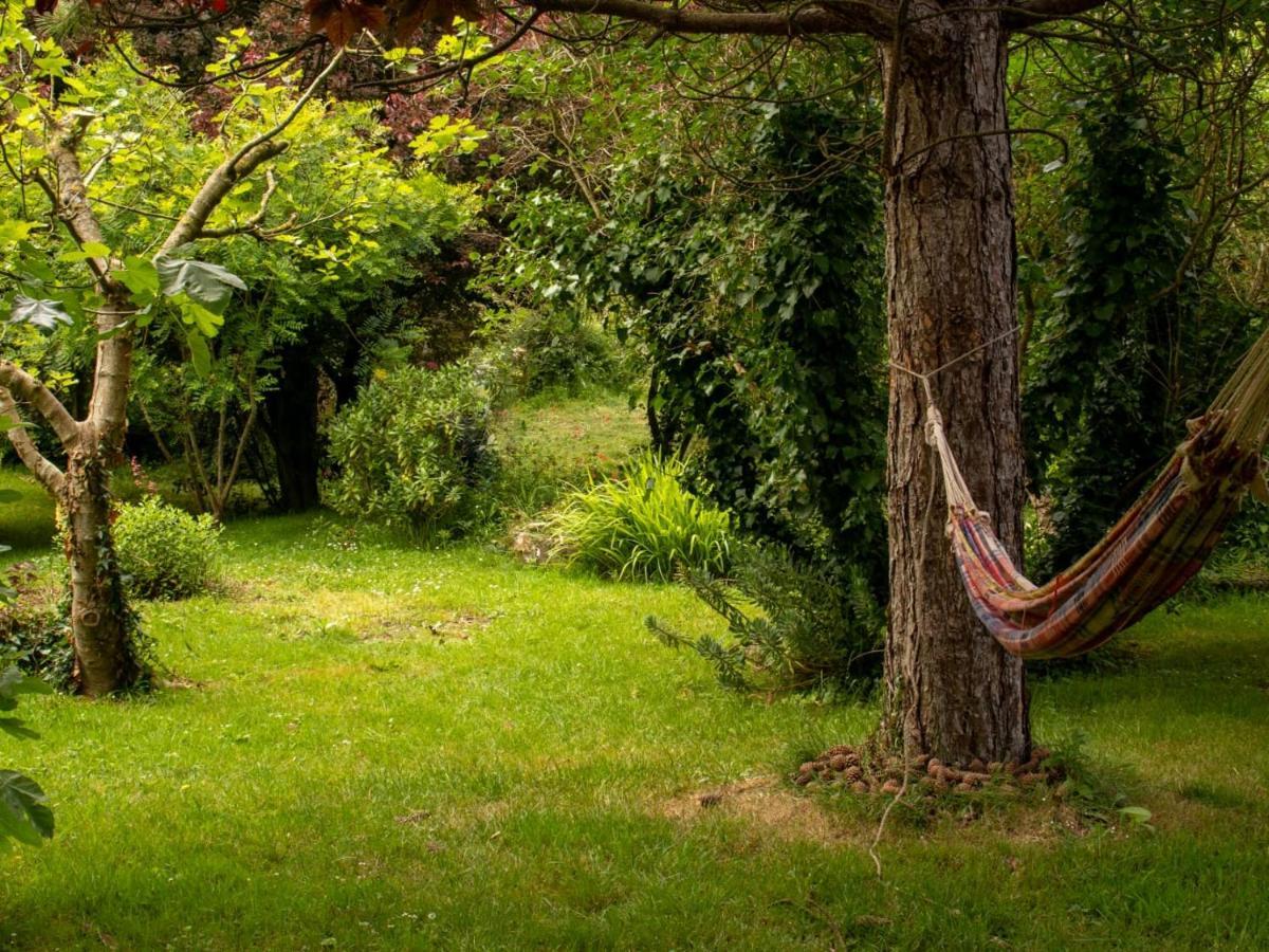 Une Suite Au Jardin Hyenville エクステリア 写真